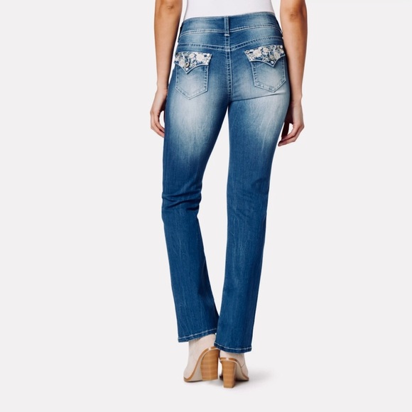 Wallflower Denim - WallFlower Juniors Luscious Curvy Midrise Bling Bootcut Jeans Size 17